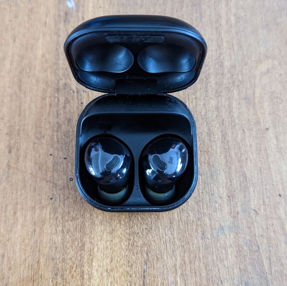 Samsung Galaxy buds pro - Picture 2 of 4